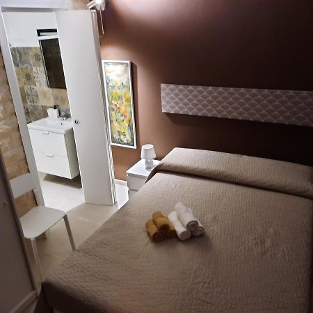 Zia Nennè Holiday Rooms Monopoli Buitenkant foto