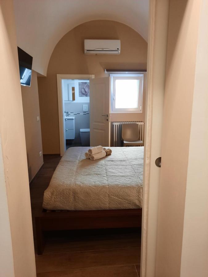 Zia Nennè Holiday Rooms Monopoli Buitenkant foto